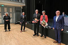 Gruppenfoto von der Auszeichnung von Manfred Albus