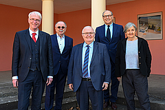 Gruppenfoto des Präsidiums