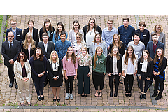 Die neuen Auszubildenden des LWV Hessen (Foto: Rolf K. Wegst)