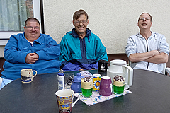 Klienten im Offenen Café von OIKOS Schwalmstadt-Ziegenhain